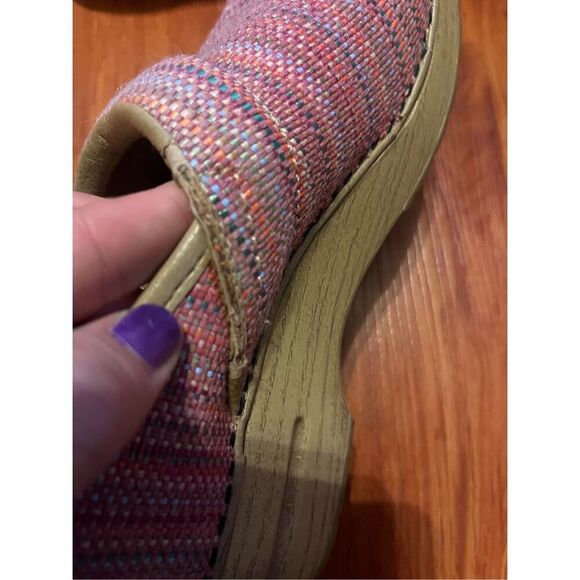 DANSKO Canvas Pro Red Textured clogs size 38/ us size 8. - Picture 10 of 15